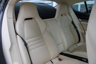 2016 Porsche Panamera Turbo S