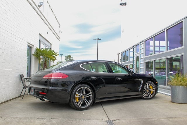 2016 Porsche Panamera Turbo S