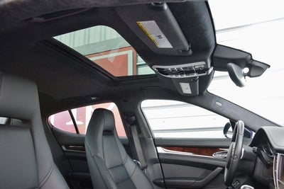 2014 Porsche Panamera Turbo