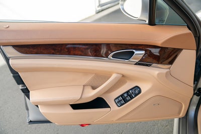 2012 Porsche Panamera Turbo