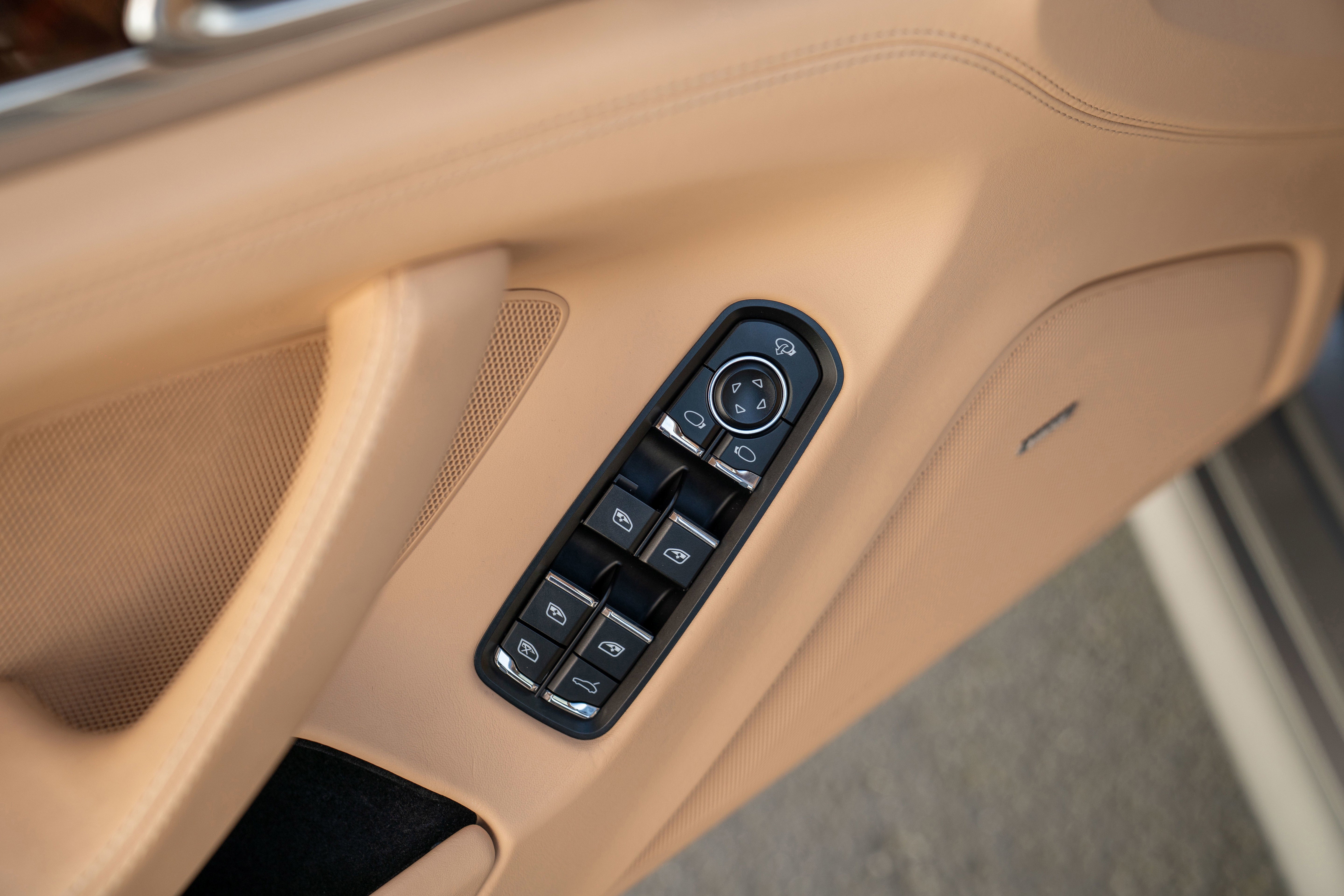 2012 Porsche Panamera Turbo
