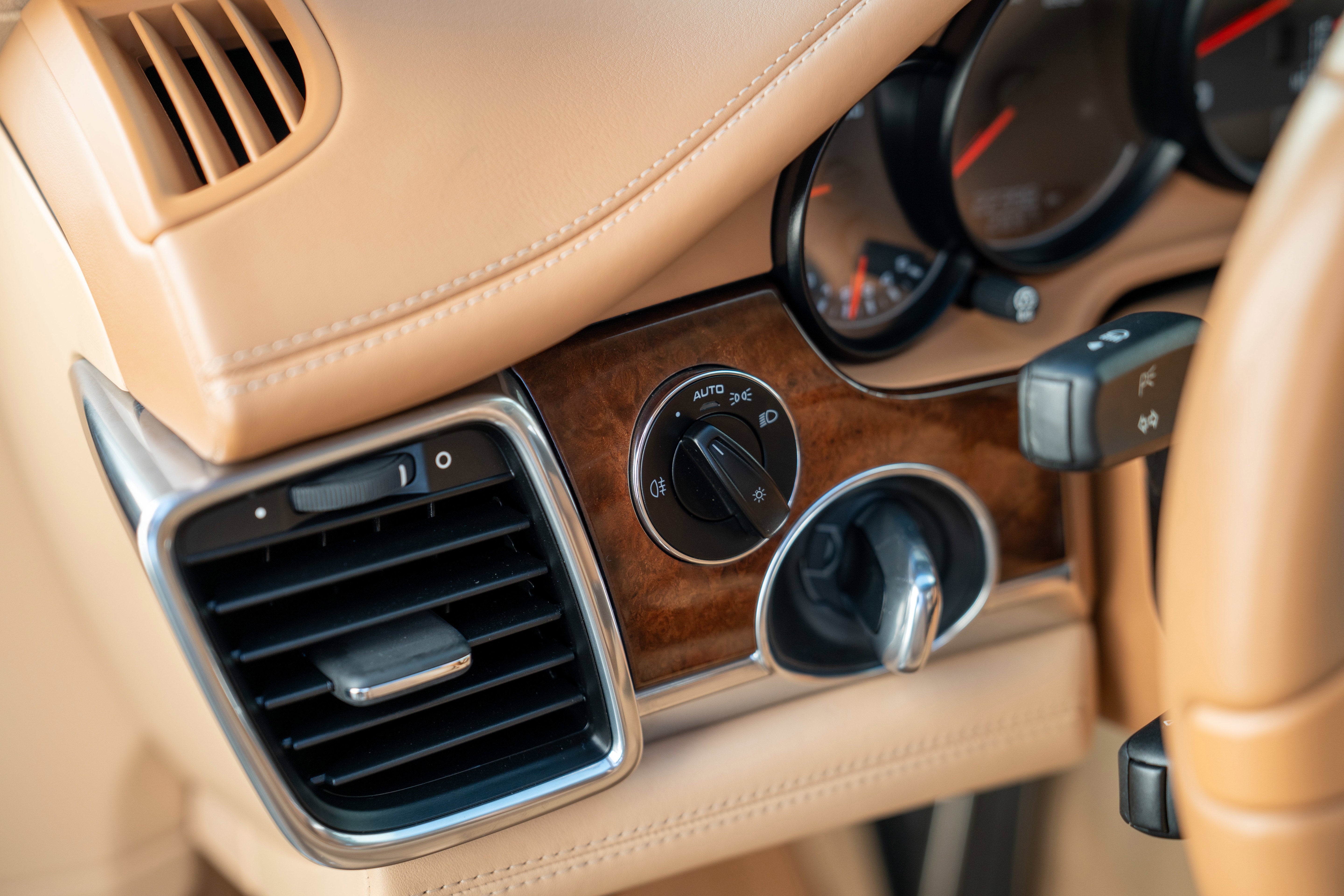 2012 Porsche Panamera Turbo