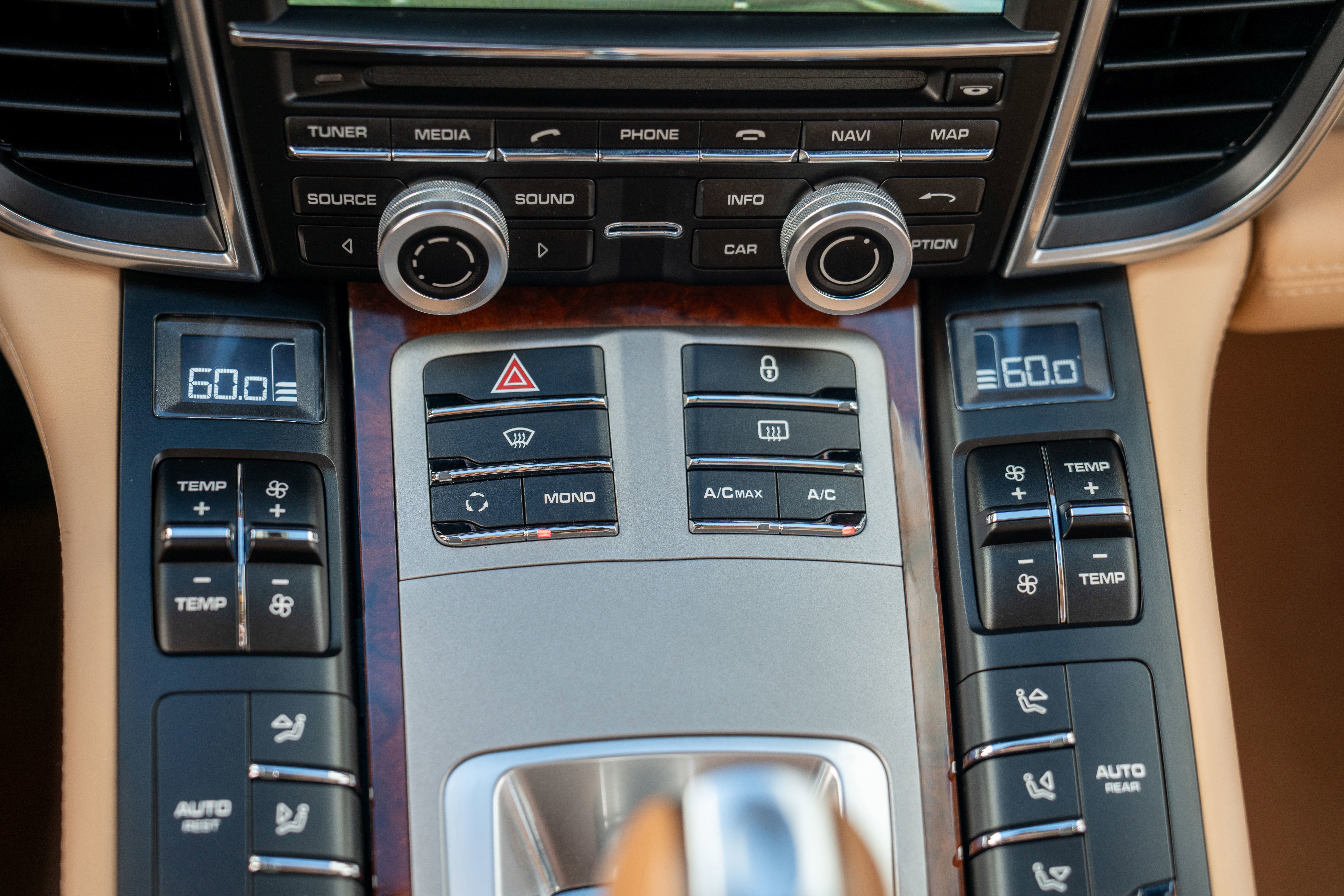 2012 Porsche Panamera Turbo