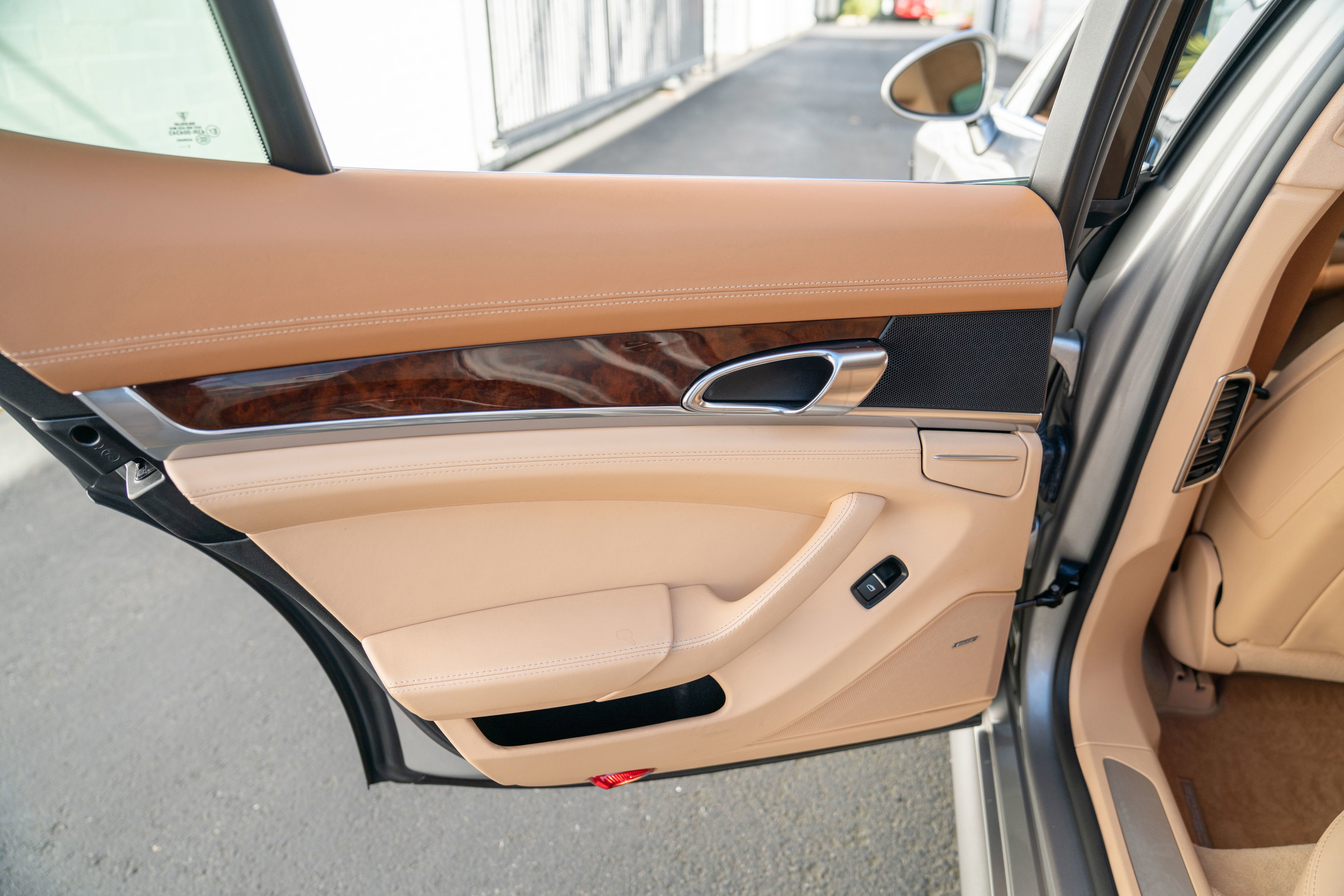 2012 Porsche Panamera Turbo