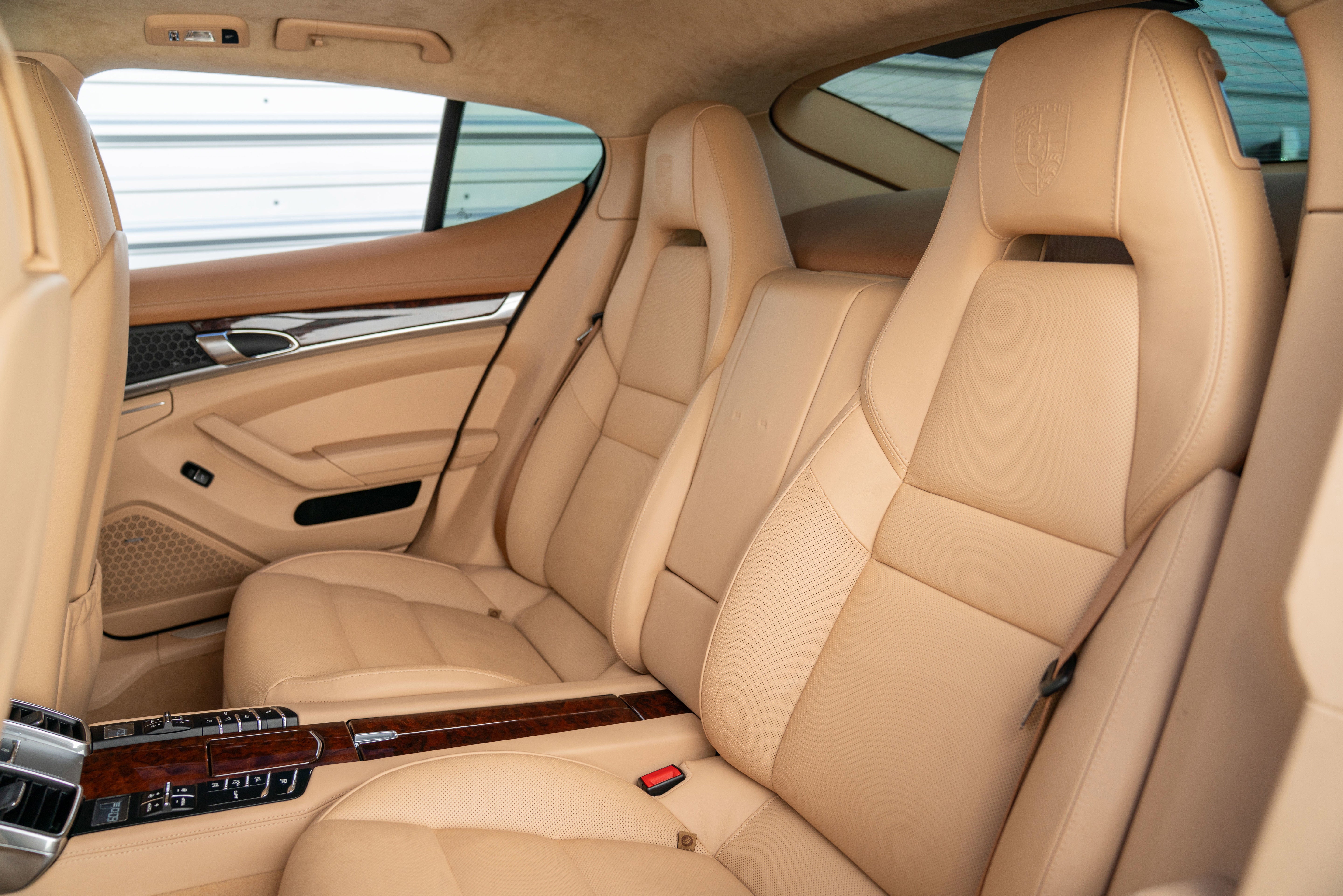 2012 Porsche Panamera Turbo