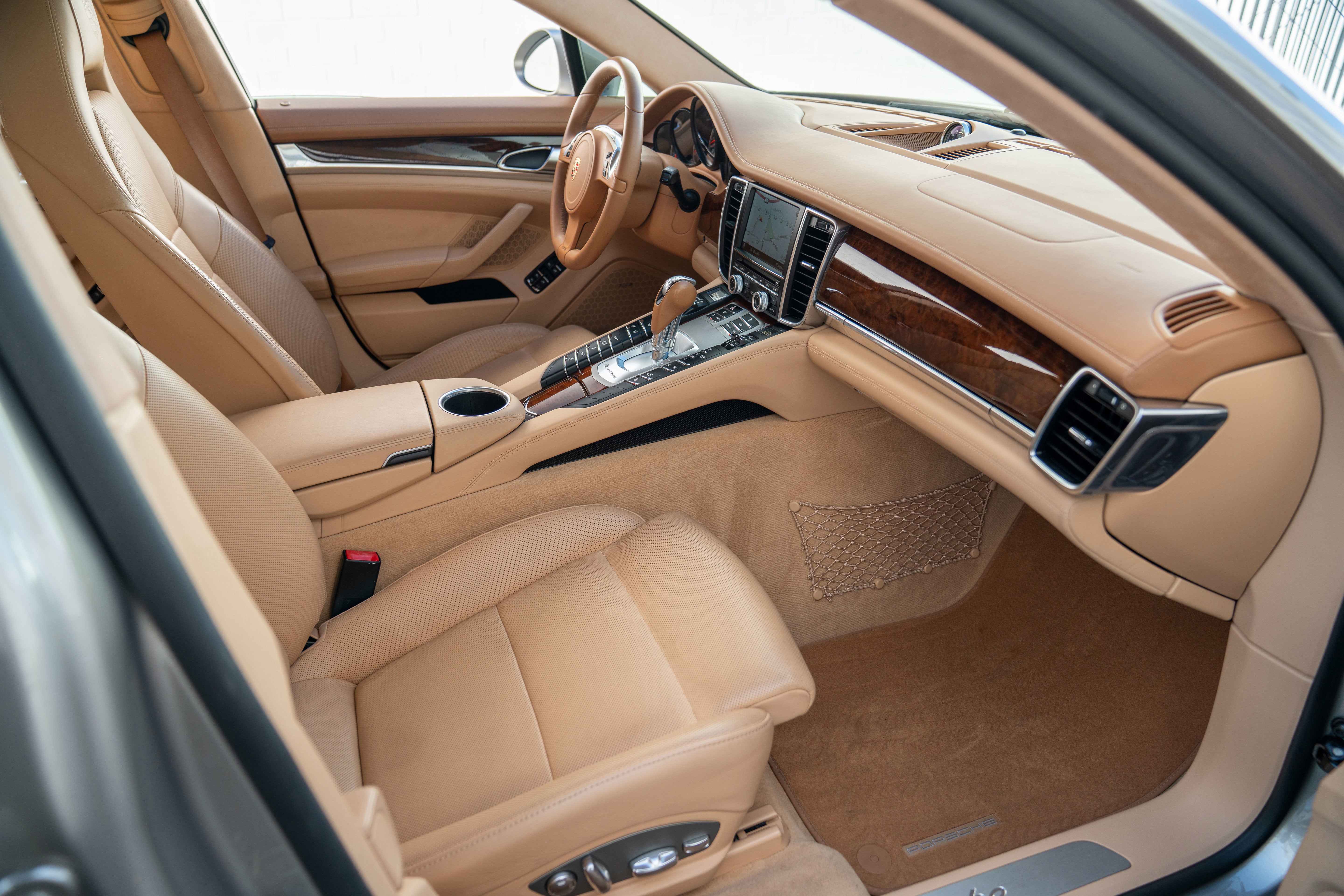 2012 Porsche Panamera Turbo