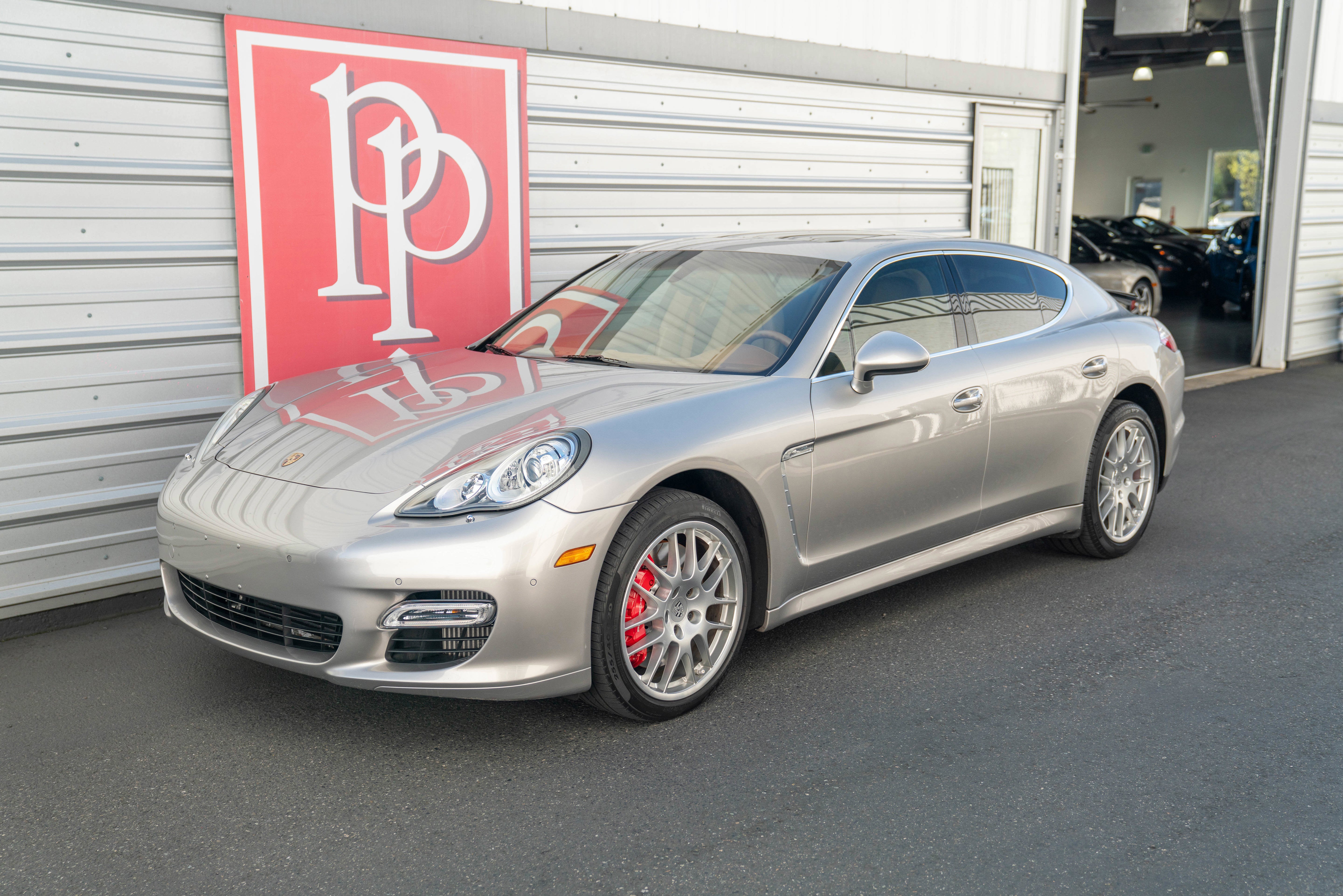 2012 Porsche Panamera Turbo