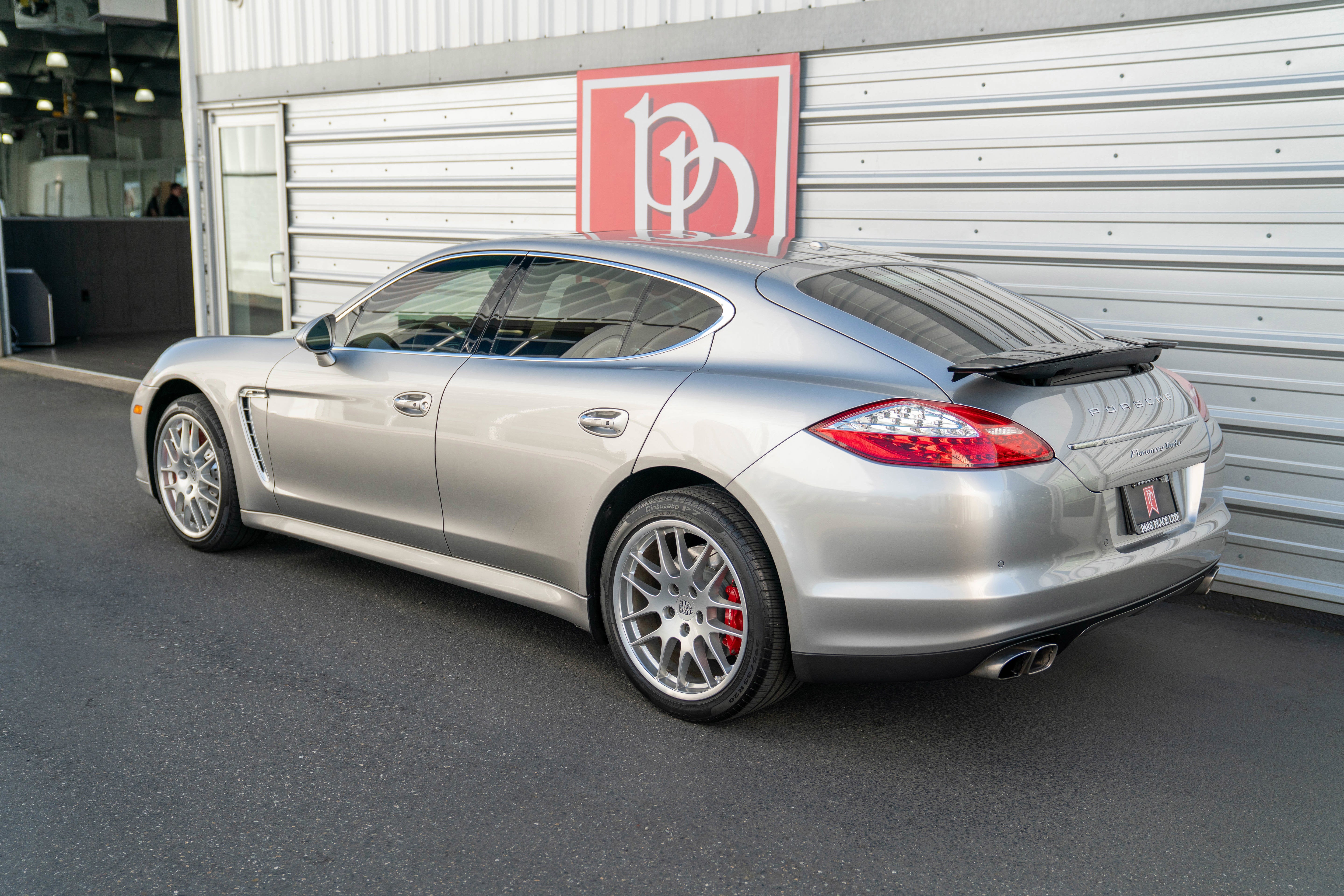 2012 Porsche Panamera Turbo