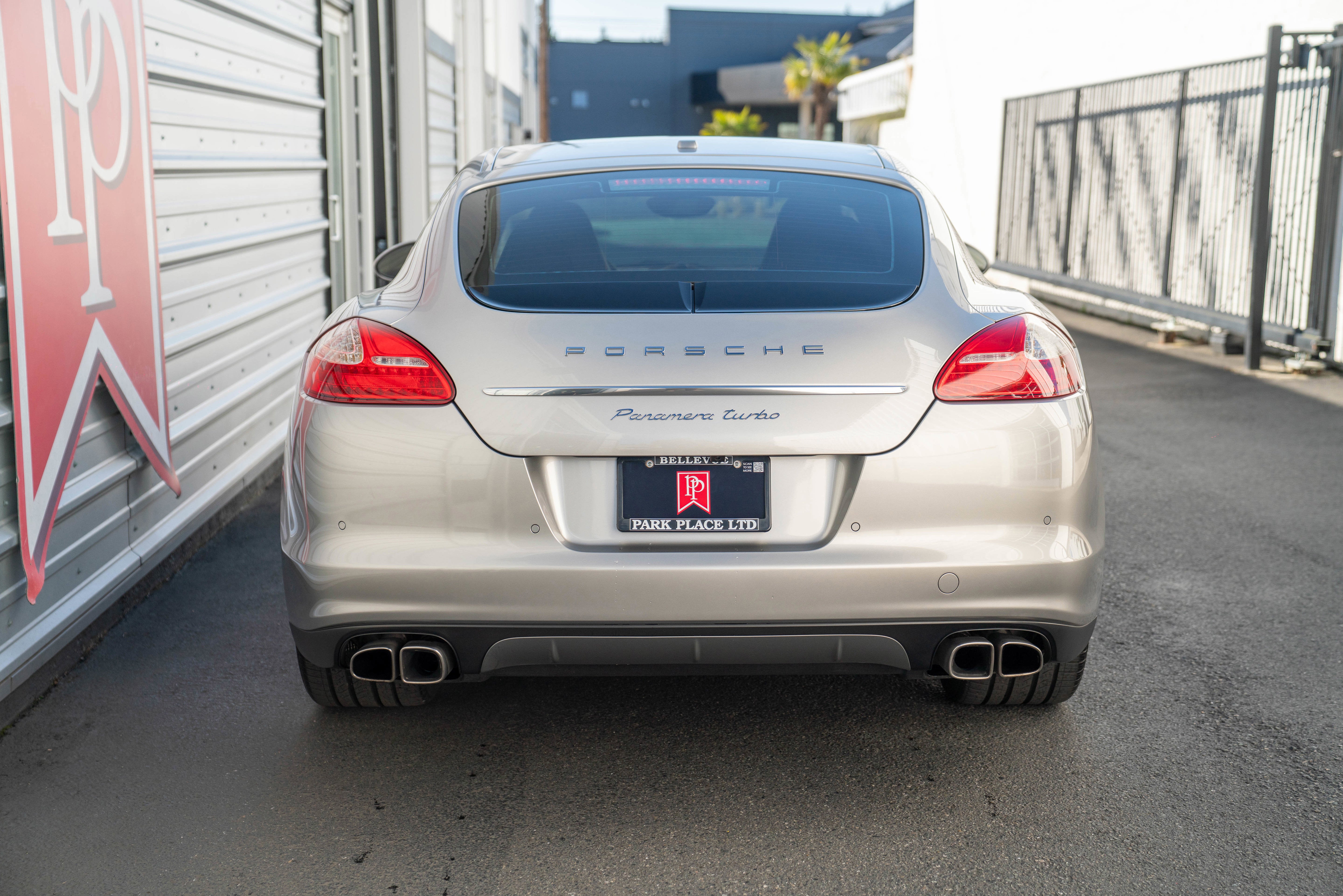 2012 Porsche Panamera Turbo