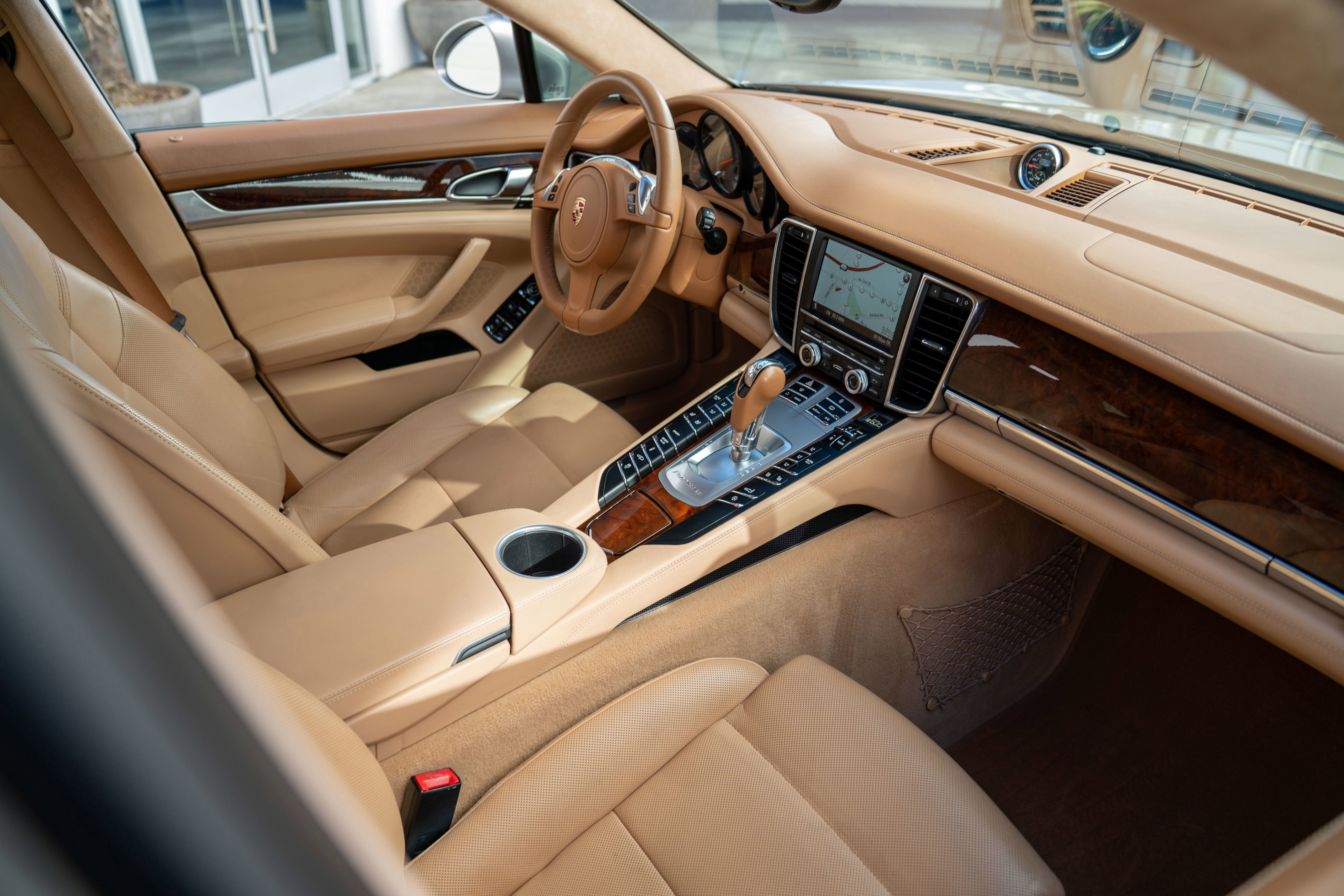 2012 Porsche Panamera Turbo