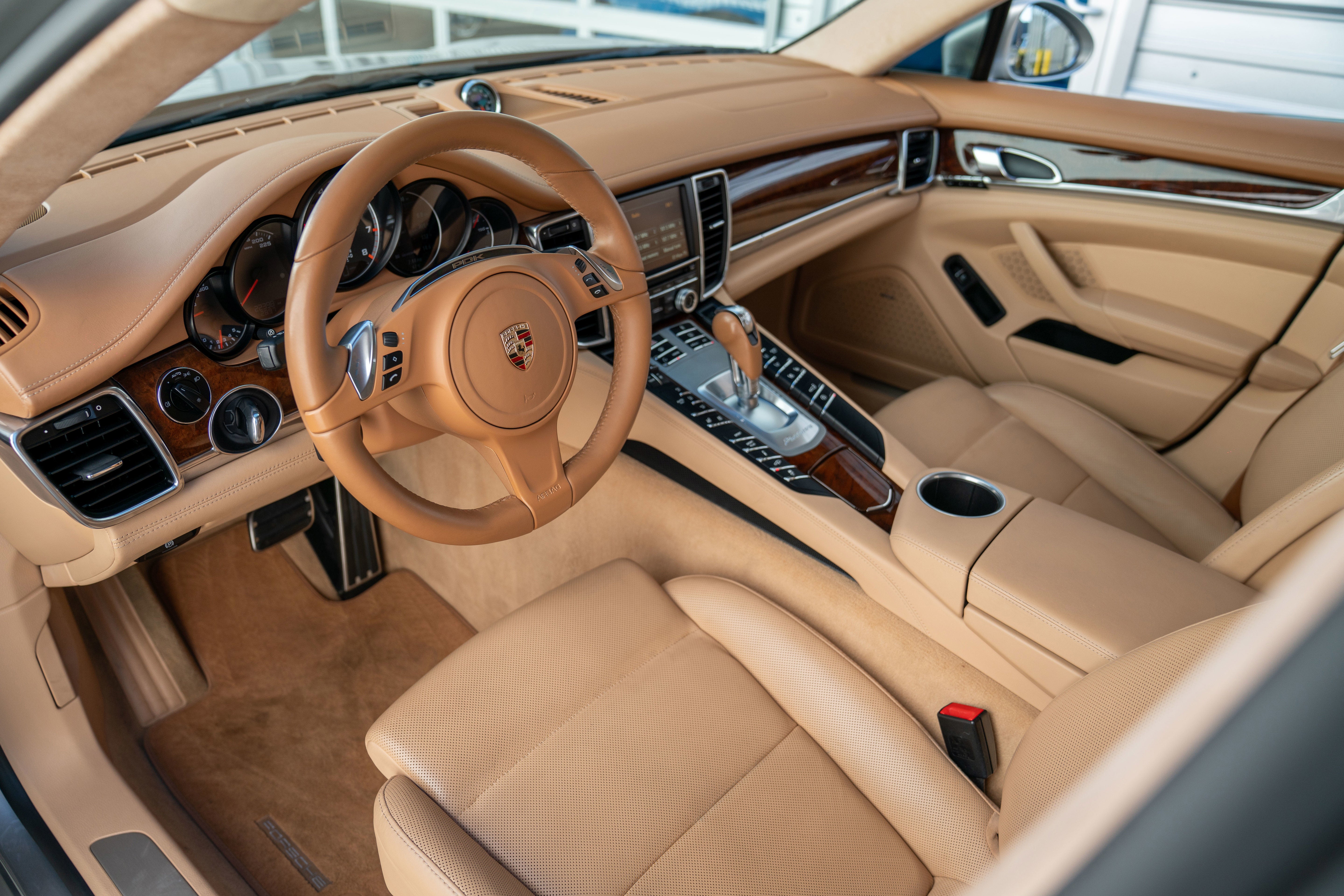 2012 Porsche Panamera Turbo