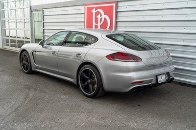 2015 Porsche Panamera Turbo S