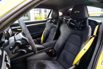 2016 Porsche Cayman GT4