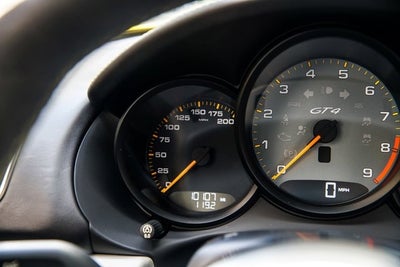 2016 Porsche Cayman GT4