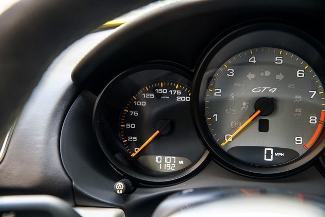 2016 Porsche Cayman GT4