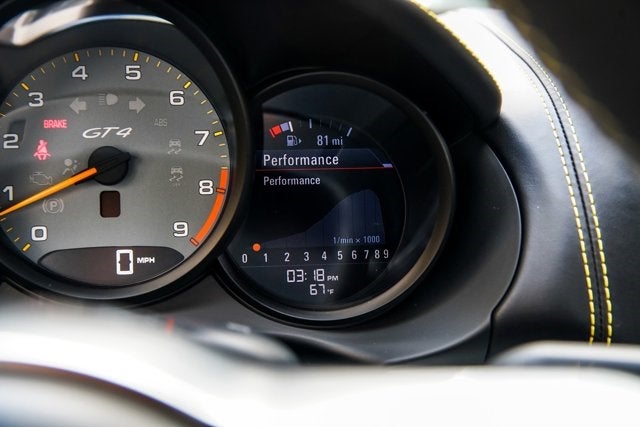 2016 Porsche Cayman GT4