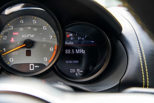 2016 Porsche Cayman GT4