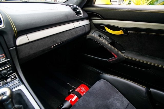 2016 Porsche Cayman GT4