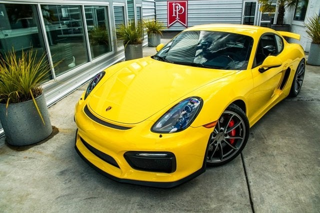 2016 Porsche Cayman GT4