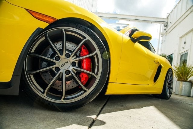 2016 Porsche Cayman GT4