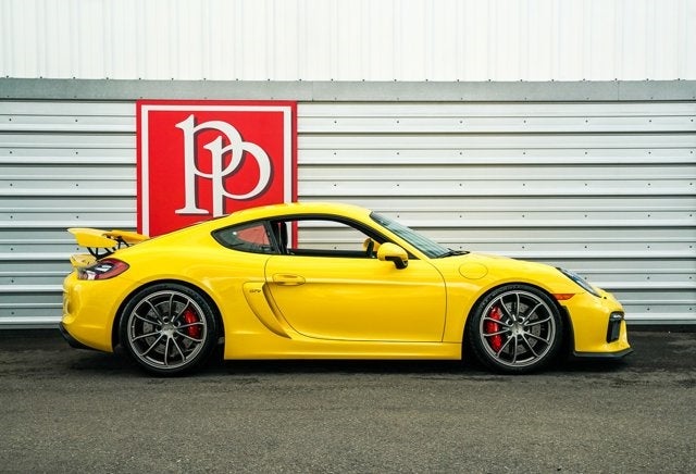 2016 Porsche Cayman GT4