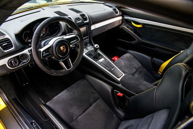 2016 Porsche Cayman GT4