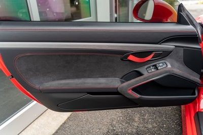 2016 Porsche Cayman GT4