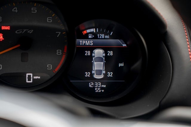 2016 Porsche Cayman GT4