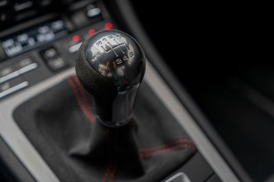 2016 Porsche Cayman GT4