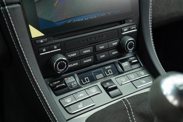 2022 Porsche 718 Cayman GT4