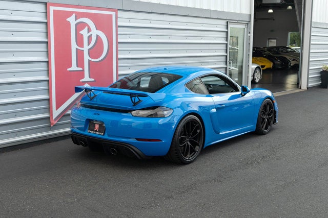 2022 Porsche 718 Cayman GT4