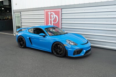 2022 Porsche 718 Cayman GT4