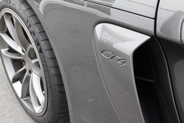 2016 Porsche Cayman GT4