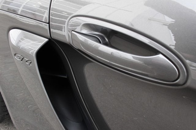 2016 Porsche Cayman GT4