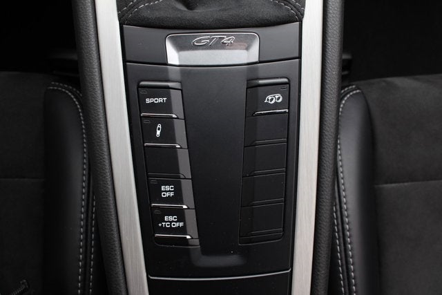 2016 Porsche Cayman GT4