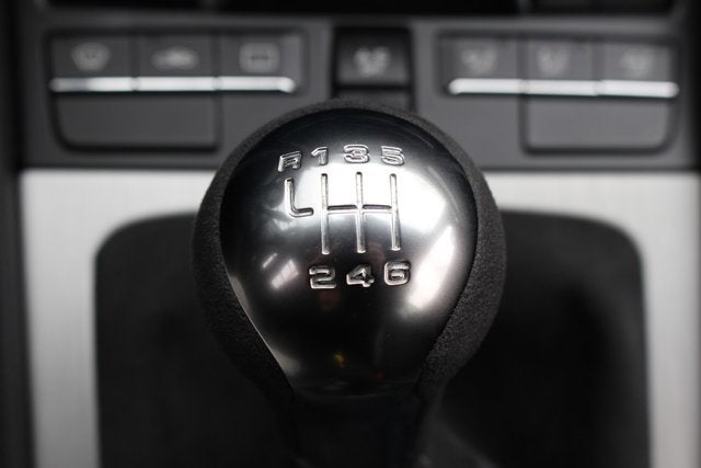 2016 Porsche Cayman GT4