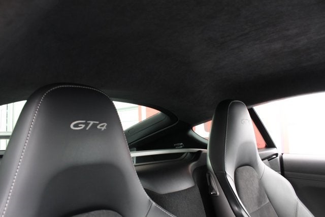 2016 Porsche Cayman GT4