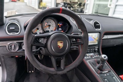 2021 Porsche 718 Cayman GT4