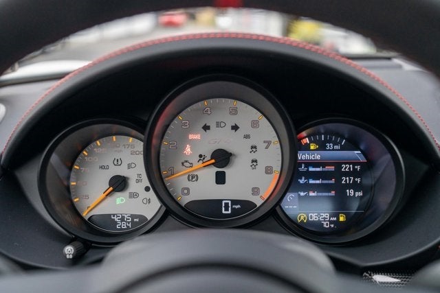2021 Porsche 718 Cayman GT4