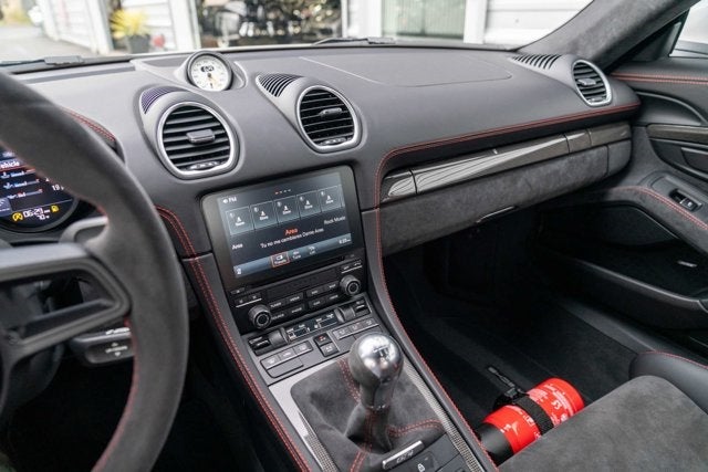 2021 Porsche 718 Cayman GT4