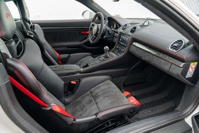 2021 Porsche 718 Cayman GT4