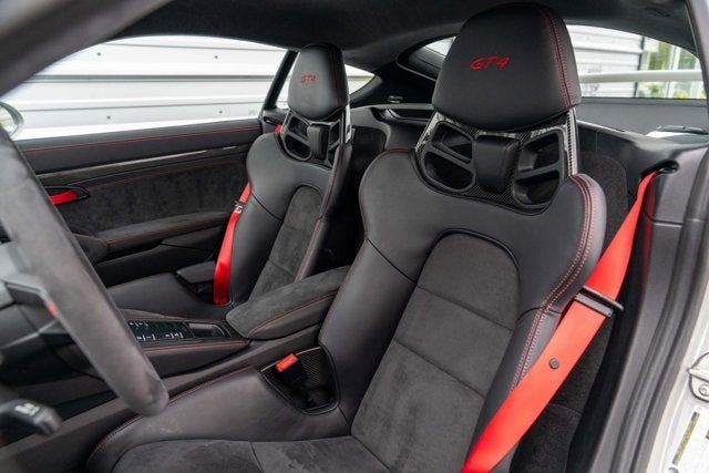 2021 Porsche 718 Cayman GT4