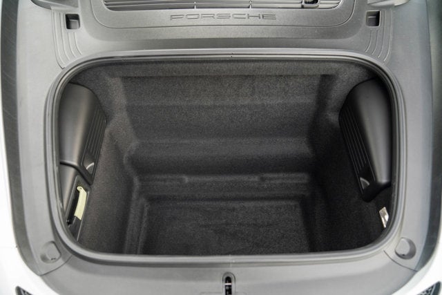 2022 Porsche 718 Cayman GT4