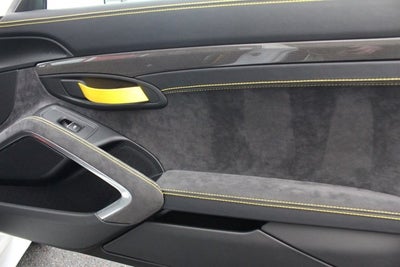 2016 Porsche Cayman GT4