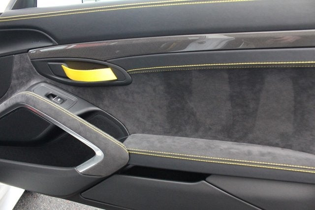 2016 Porsche Cayman GT4