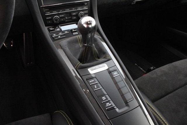 2016 Porsche Cayman GT4