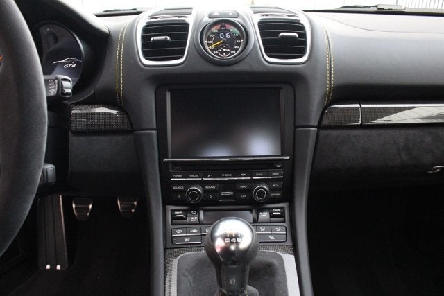 2016 Porsche Cayman GT4