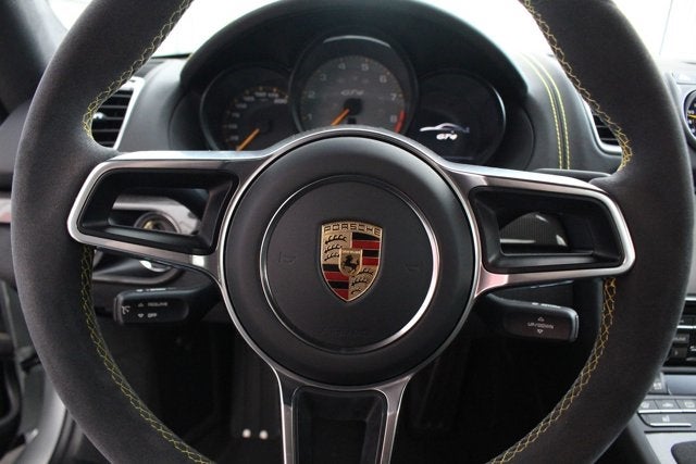 2016 Porsche Cayman GT4