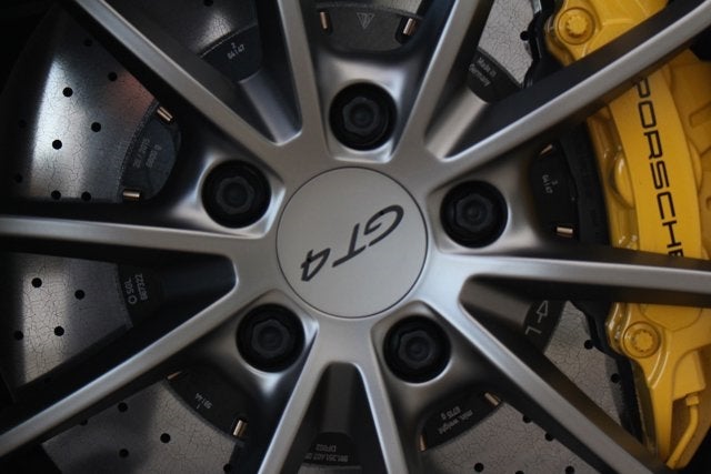 2016 Porsche Cayman GT4