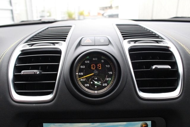 2016 Porsche Cayman GT4